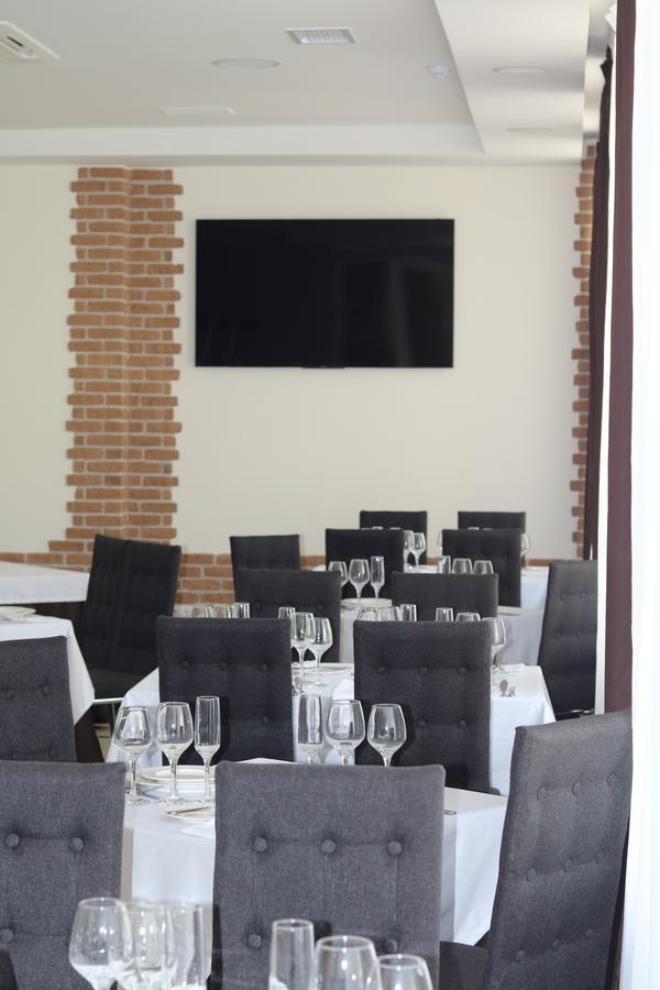 Smart Boutique Hotel Vitebsk Exteriör bild